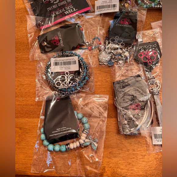 🆕 Paparazzi Bracelets - Lot Of 21 - Picture 2 of 10